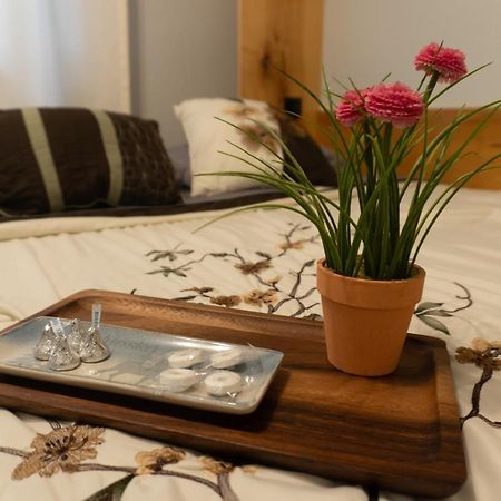 Trinity Escapes - Two Bedroom Two Bathroom Full Apartment Near Airport Anchorage Dış mekan fotoğraf